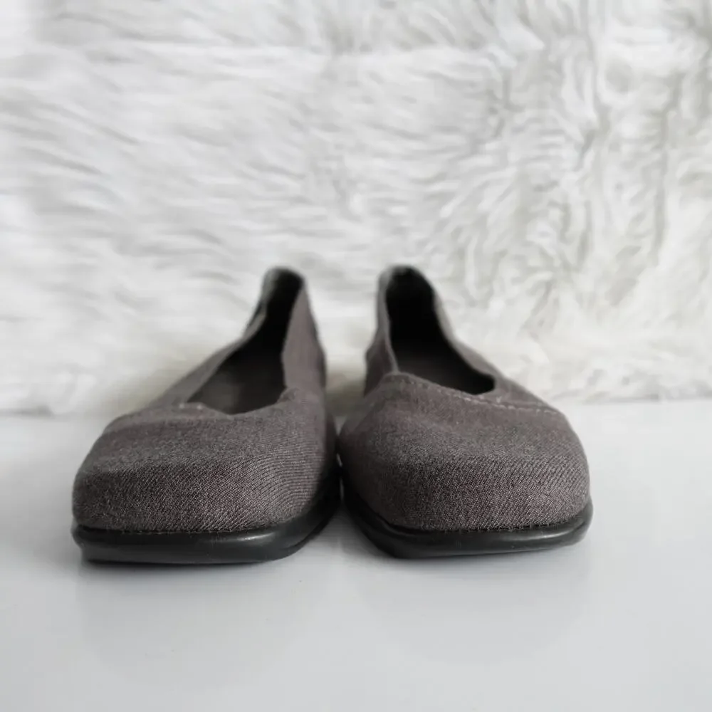 Vintage Aerosoles 90s Y2K Grey Square Toe Fabric Flats - Picture 6 of 9